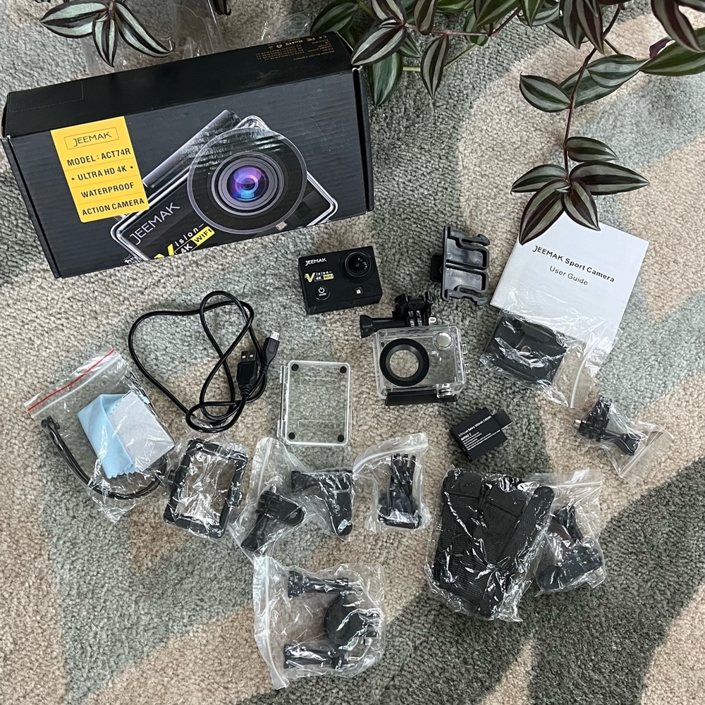 Jeemak 4K Wi-Fi Waterproof Action Camera 📷